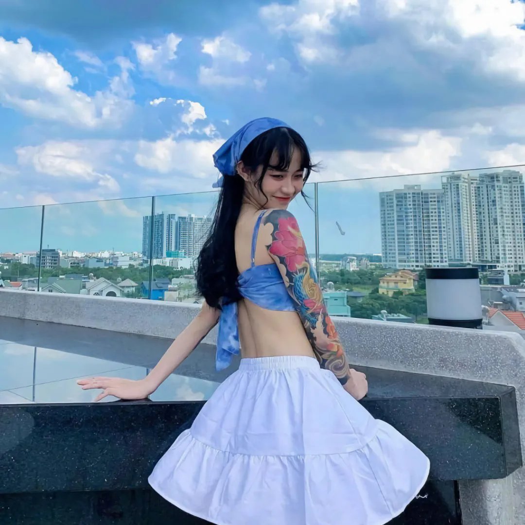 三条黑暗的街道
